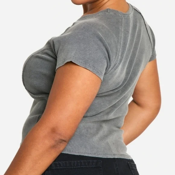 Boohoo Brand Acid Wash Ribbed Contour Seam Gray Top Plus Size 24 - Picture 2 of 6